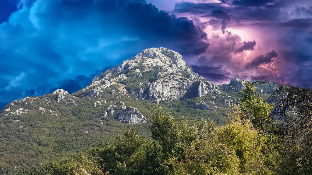 Monti Alburni e Valle del Calore: Natura e Cultura